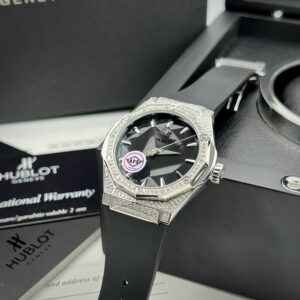 HUBLOT CLASSIC FUSION ORLINSKI FULL DIAMONDS TITANIUM APS 40MM