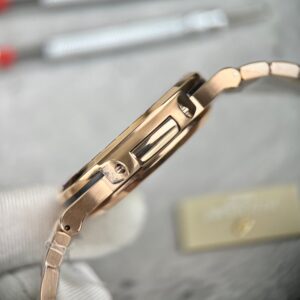 Đồng Hồ Patek Philippe Nautilus 5723 Đá Ruby Đỏ Replica 11 40mm (3)