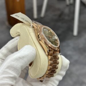 Đồng Hồ Rolex Day-Date 228235 Bọc Vàng Mặt Xanh Lá GM V3 170gram 40mm (1)