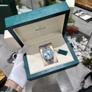 Đồng Hồ Rolex Day-Date 228236 Độ Moissanite Mặt Xanh Băng 168gram GM V3 40mm (7)
