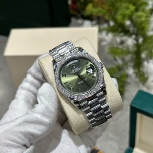 Đồng Hồ Rolex Day-Date 228236 Độ Moissanite Mặt Xanh Lá 168gram GM V3 40mm (11)