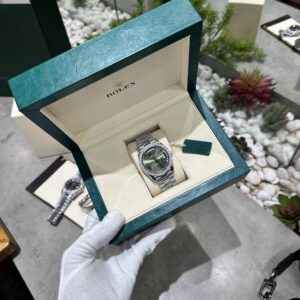 Đồng Hồ Rolex Day-Date 228236 Độ Moissanite Mặt Xanh Lá 168gram GM V3 40mm (8)