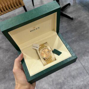 Đồng Hồ Rolex Day-Date 228238 Bọc Vàng Đính Moissanite GM V2 152gram 40mm (1)