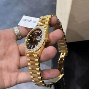 Đồng Hồ Rolex Day-Date 228238 Bọc Vàng Độ Moissanite GM V2 152gram 40mm (6)