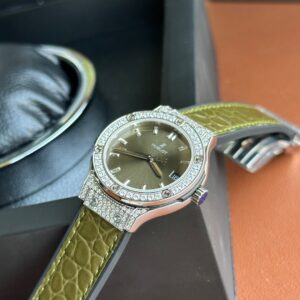 Hublot Classic Fusion Diamonds Nữ Màu Xanh Lá Cây 33mm (1)