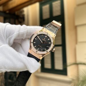 Hublot Classic Fusion King Gold Đính Đá Một Hàng Máy Cơ 42mm (1)