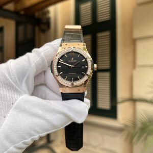 Hublot Classic Fusion King Gold Đính Đá Một Hàng Máy Cơ 42mm (1)
