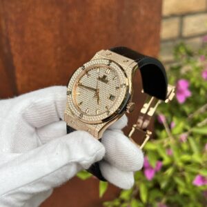 Hublot Classic Fusion King Gold Đính Full Đá Fake 11 Thụy Sỹ 42mm (1)
