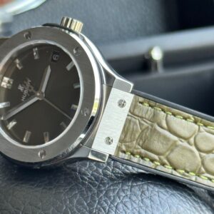 Hublot Classic Fusion Nữ Máy Pin REplica 11 33mm (2)