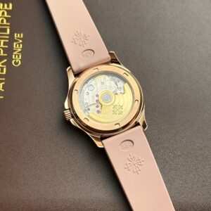 Patek Philippe Aquanaut 5072R Mặt Khảm Trai 35 (1)