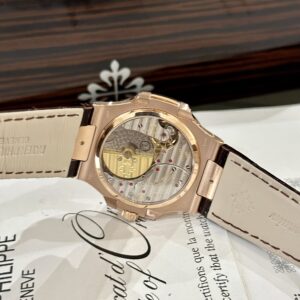 Patek Philippe Nautilus 5712 Demi Rose Gold Chocolate GRF 40mm (1)