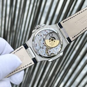 Patek Philippe Nautilus 5712 Mặt Xanh Fake Cao Cấp Nhà Máy GR 40mm (5)