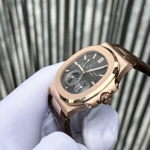 Patek Philippe Nautilus 5712 Rose Gold Fake 11 Nhà Máy GR 40mm (1)