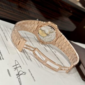 Patek Philippe Nautilus 5712 Vàng Hồng Mặt Đen GRF 40mm (1)
