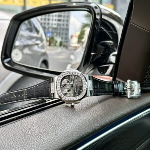 Patek Philippe Nautilus 5724G Fake 11 Mặt Xám Grey 40mm (1)