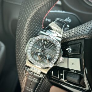 Patek Philippe Nautilus 5724G Fake 11 Mặt Xám Grey 40mm (1)