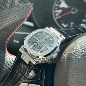 Patek Philippe Nautilus 5724G Fake 11 Mặt Xám Grey 40mm (1)