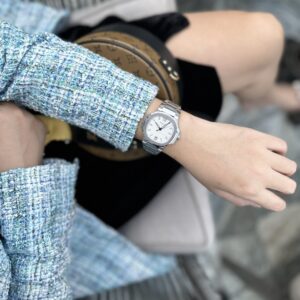 Patek Philippe Nautilus 7118 Màu Trắng Đính Đá Nhà Máy 3K (3)