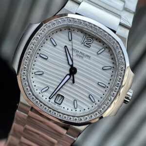 Patek Philippe Nautilus 7118 Màu Trắng Đính Đá Nhà Máy 3K (3)