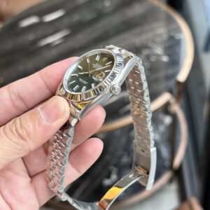 Rolex DateJust 126334 Mặt Số Nếp Gấp Màu Xanh Lá Cây Clean 41mm (1)