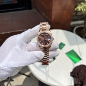 Rolex Day-Date Fake 11 Mặt Chocolate Đính Đá EW Factory 36mm (1)