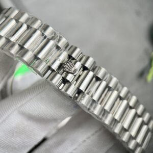 Rolex Day-Date Fake Cao Cấp Đính Full Đá 40mm (2)