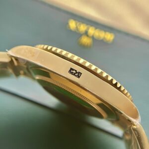 Rolex Submariner Date 116618LN Replica Nhà Máy Clean 40mm (1)