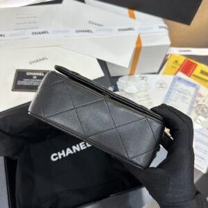 Túi Chanel Đeo Chéo Siêu Cấp Nữ Màu Đen 18x7x14cm (2)