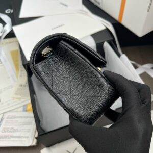 Túi Chanel Medium Classic Khóa Mạ Vàng Siêu Cấp Màu Đen 20cm (2)