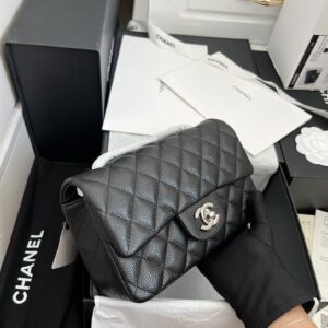 Túi Chanel Medium Classic Siêu Cấp Màu Đen 20cm (1)