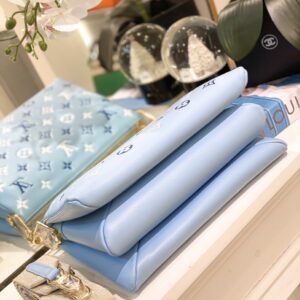 Túi Louis Vuitton LV Coussin BM Siêu Cấp Màu Xanh 27cm (2)