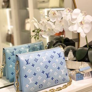 Túi Louis Vuitton LV Coussin BM Siêu Cấp Màu Xanh 27cm (2)