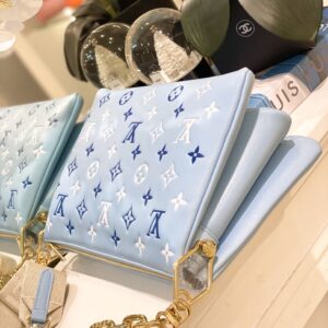 Túi Louis Vuitton LV Coussin BM Siêu Cấp Màu Xanh 27cm (2)