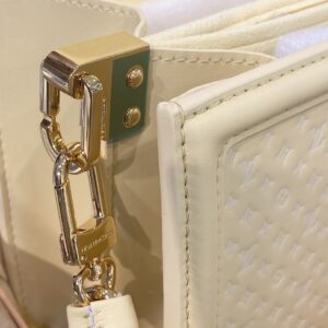 Túi Louis Vuitton LV Mini Dauphine Siêu Cấp Màu Vàng 20cm (2)