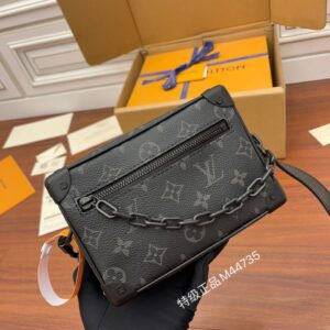 Túi Louis Vuitton LV Mini Soft Truck Họa Tiết Monogram Siêu Cấp 18cm (2)