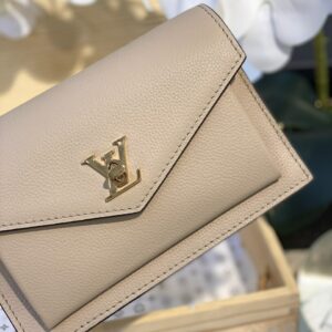 Túi Louis Vuitton Nữ Đeo Chéo Siêu Cấp 19cm (2)