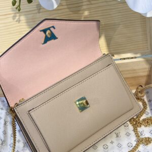 Túi Louis Vuitton Nữ Đeo Chéo Siêu Cấp 19cm (2)