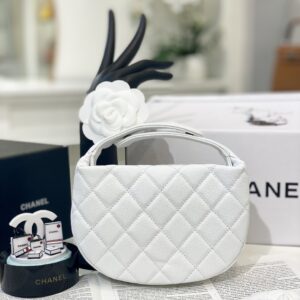 Túi Xách Chanel Hình Bán Nguyệt Siêu Cấp Màu Trắng 16cm (2)