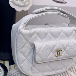 Túi Xách Chanel Hình Bán Nguyệt Siêu Cấp Màu Trắng 16cm (2)