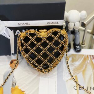 Túi Xách Hàng Hiệu Chanel Màu Đen Hình Trái Tim (8)