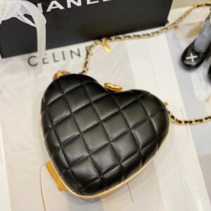 Túi Xách Hàng Hiệu Chanel Màu Đen Hình Trái Tim (8)