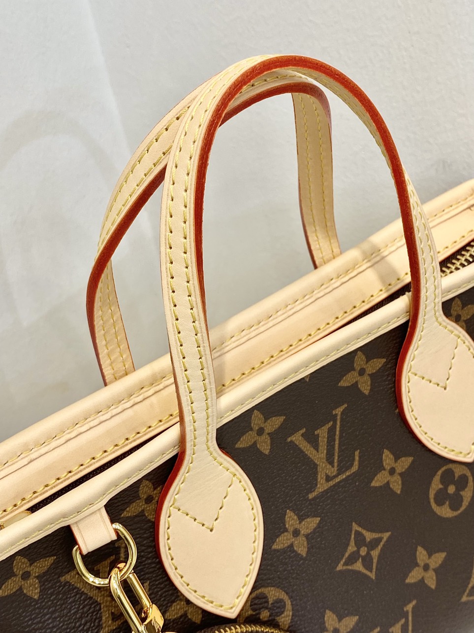 Túi Xách Louis Vuitton LV Neverfull MM Monogram Canvas Siêu Cấp 24x9x14cm (8) Túi Xách Louis Vuitton LV Neverfull MM Monogram Canvas Siêu Cấp 24x9x14cm (2)