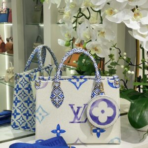 Túi Xách Louis Vuitton LV On The Go Siêu Cấp Màu Xanh 25cm (2)