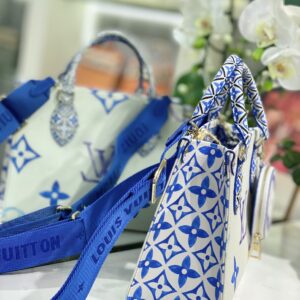 Túi Xách Louis Vuitton LV On The Go Siêu Cấp Màu Xanh 25cm (2)