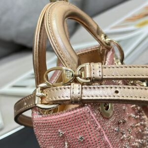 Túi Xách Nữ Hàng Hiệu Dior Siêu Cấp Màu Hồng Đính Hạt 12cm (1)