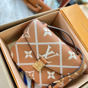 Túi Xách Nữ Louis Vuitton Metis Màu Nâu Họa Tiết 25cm (1)