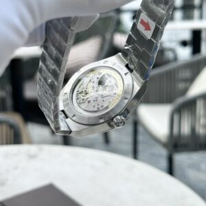 Vacheron Constantin Overseas Tourbillon 6000v Rep 11 BBR 42 (2)