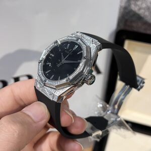 Hublot Classic Fusion Full Diamonds Màu Đen HBF