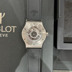 Hublot Classic Fusion Đính Full Kim Cương Moissanite Màu Đen 42mm