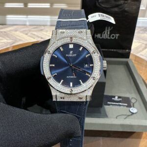 Hublot Classic Fusion Độ Kim Cương Moissanite Màu Xanh Dương 42mm